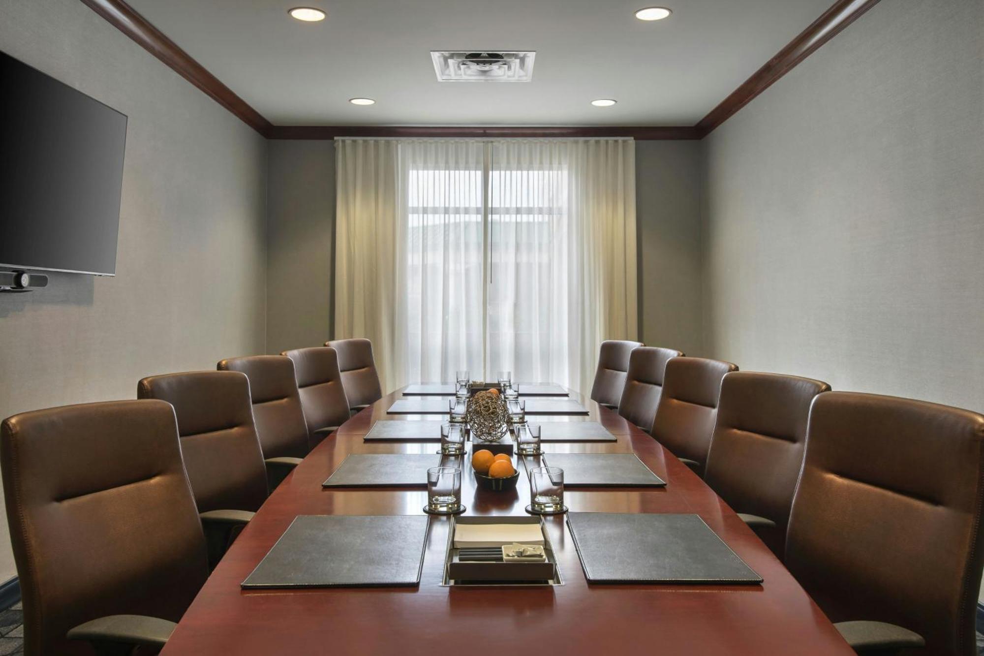 คอร์ทยาร์ด บาส์กิง ริดจ์ Hotel Basking Ridge ภายนอก รูปภาพ
