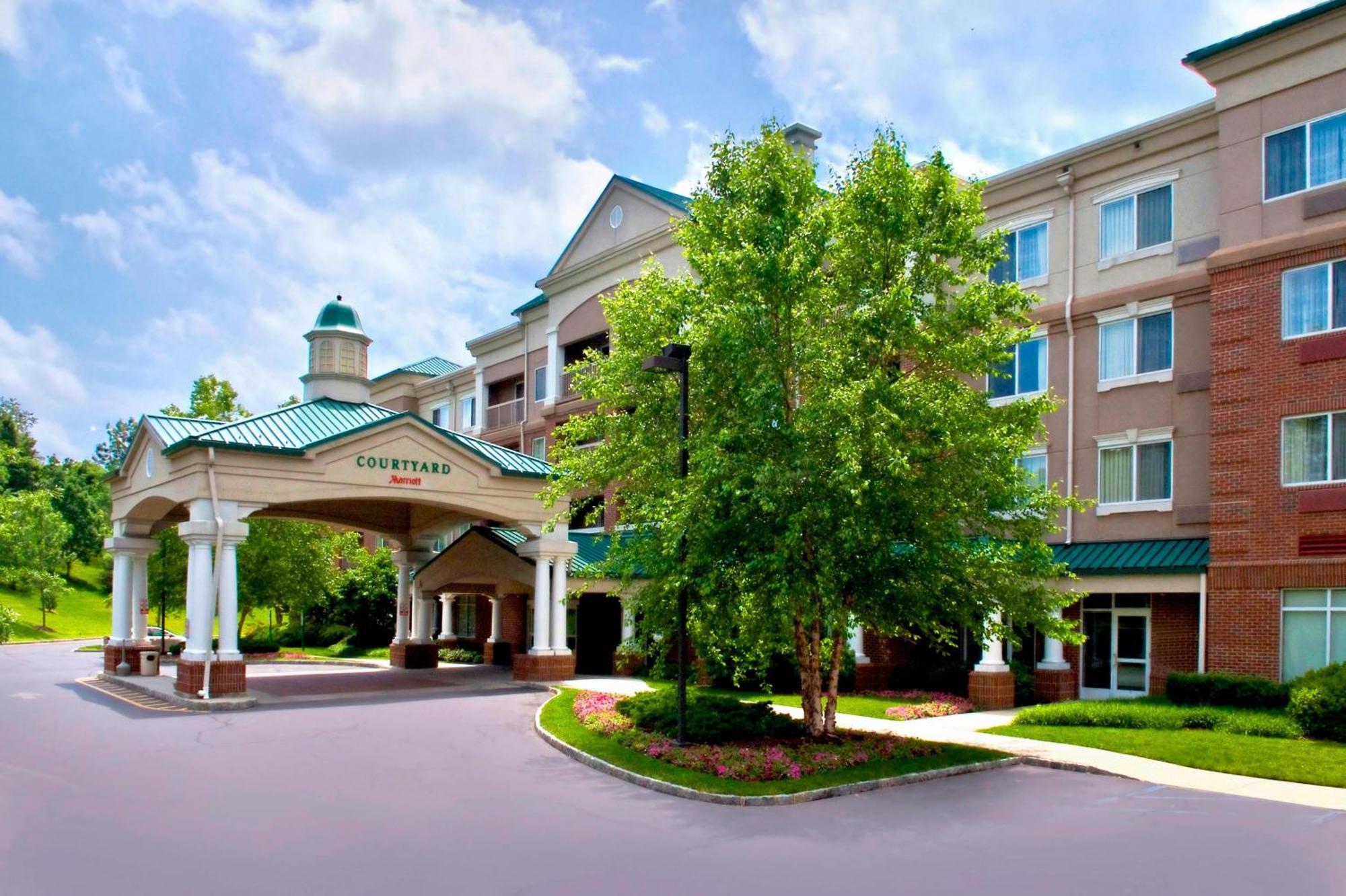 คอร์ทยาร์ด บาส์กิง ริดจ์ Hotel Basking Ridge ภายนอก รูปภาพ