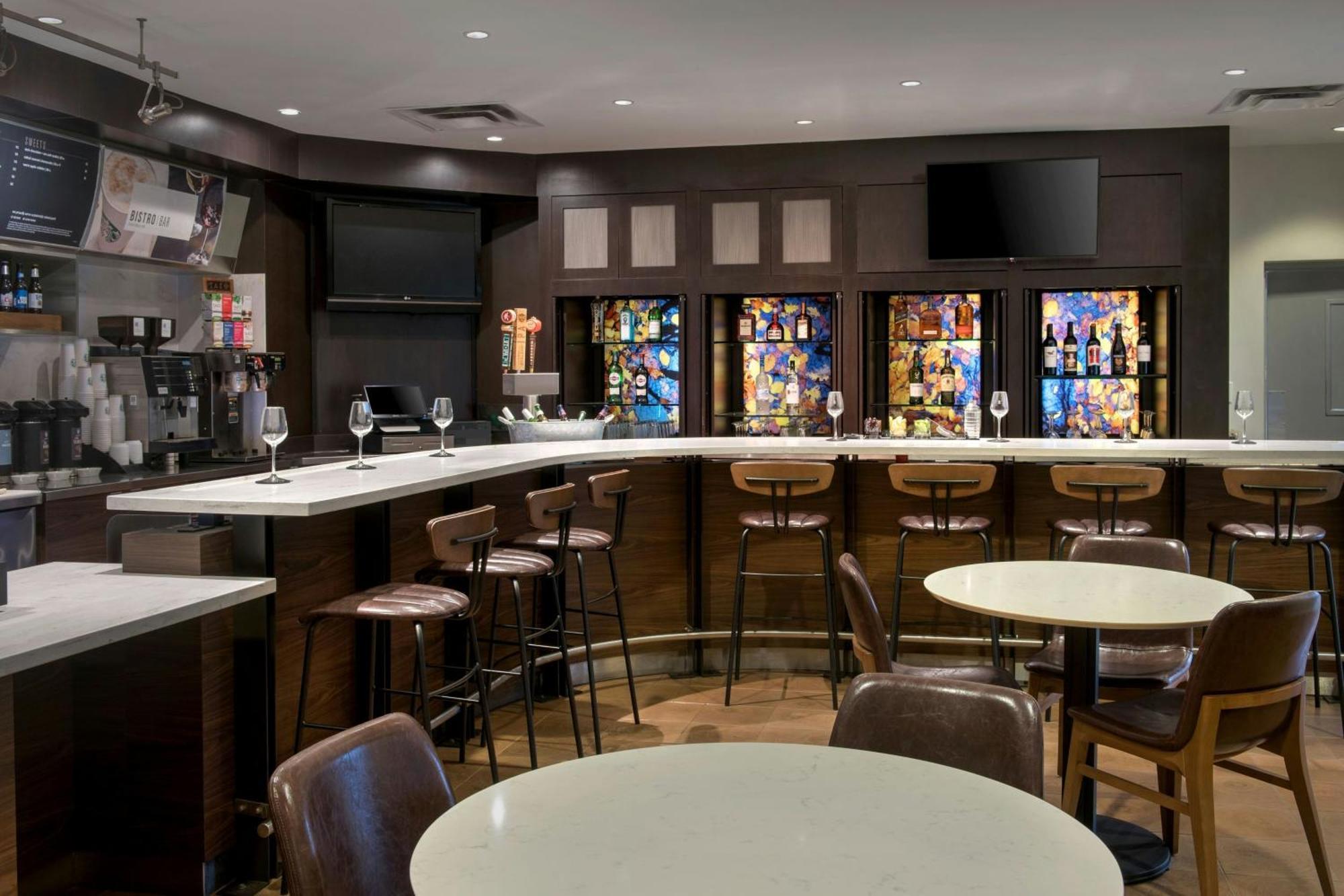 คอร์ทยาร์ด บาส์กิง ริดจ์ Hotel Basking Ridge ภายนอก รูปภาพ